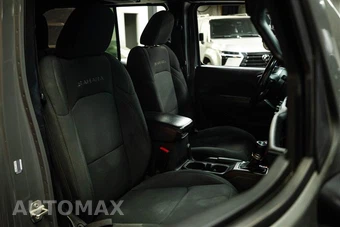 2023 Jeep Wrangler 4 Door Sahara - miniatura 13