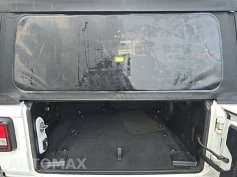 2023 Jeep Wrangler 4 Door Sahara - miniatura 16