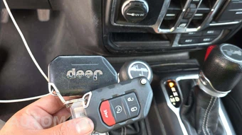 2023 Jeep Wrangler 4 Door Sahara - miniatura 18
