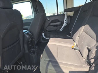 2023 Jeep Wrangler 4 Door Sahara - miniatura 13