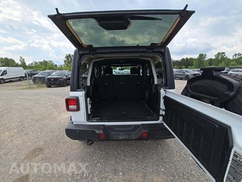 2023 Jeep Wrangler 4 Door Sahara - miniatura 11