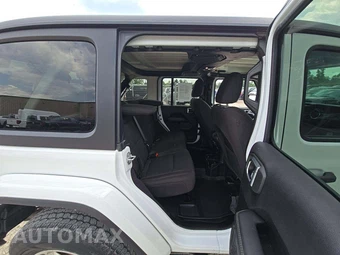 2023 Jeep Wrangler 4 Door Sahara - miniatura 13