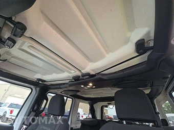 2023 Jeep Wrangler 4 Door Sahara - miniatura 8