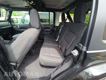 2023 Jeep Wrangler 4 Door Sahara - miniatura 13