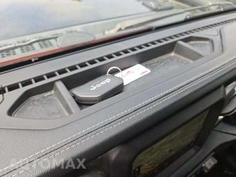 2023 Jeep Wrangler 4 Door Sahara - miniatura 8
