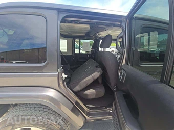 2023 Jeep Wrangler 4 Door Sahara - miniatura 13
