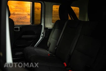 2023 Jeep Wrangler 4 Door Sahara - miniatura 10