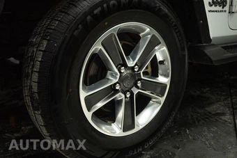 2023 Jeep Wrangler 4 Door Sahara - miniatura 3