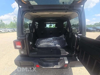 2023 Jeep Wrangler 4 Door Sahara - miniatura 11