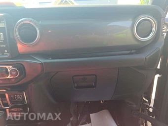 2023 Jeep Wrangler 4 Door Sahara - miniatura 19