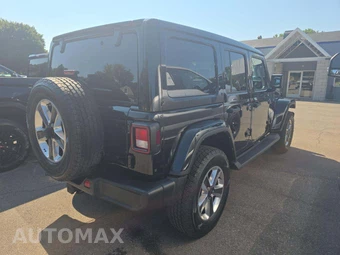 2023 Jeep Wrangler 4 Door Sahara - miniatura 3