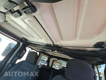 2023 Jeep Wrangler 4 Door Sahara - miniatura 11