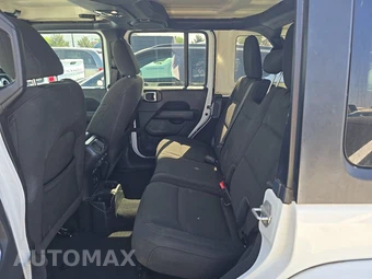 2023 Jeep Wrangler 4 Door Sahara - miniatura 13