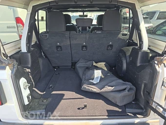 2023 Jeep Wrangler 4 Door Sahara - miniatura 16