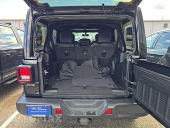 2023 Jeep Wrangler 4 Door Sahara Altitude - miniatura 14