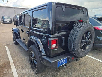 2023 Jeep Wrangler 4 Door Sahara Altitude - miniatura 2