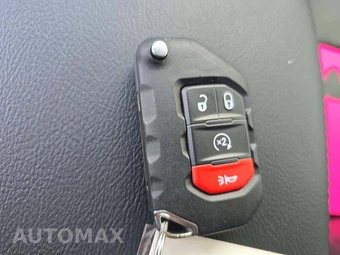 2023 Jeep Wrangler 4 Door Sahara Altitude - miniatura 8