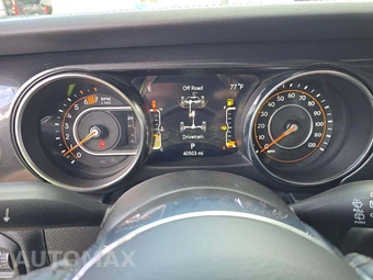 2023 Jeep Wrangler 4 Door Sahara Altitude - miniatura 9