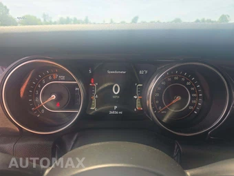 2023 Jeep Wrangler 4 Door Sahara Altitude - miniatura 6