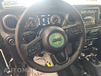 2023 Jeep Wrangler 4 Door Willys - miniatura 10
