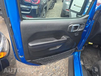 2023 Jeep Wrangler 4 Door Willys - miniatura 9
