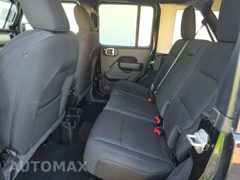 2023 Jeep Wrangler 4 Door Willys - miniatura 13