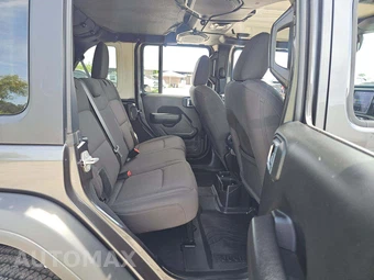 2023 Jeep Wrangler 4 Door Willys - miniatura 13
