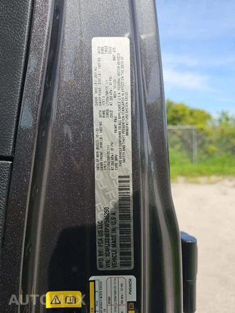 2023 Jeep Wrangler 4 Door Willys - miniatura 2