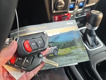2023 Jeep Wrangler 4xe 4 Door Rubicon - miniatura 23