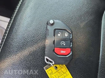 2023 Jeep Wrangler 4xe 4 Door Sahara - miniatura 8