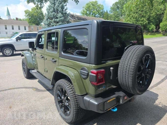 2023 Jeep Wrangler 4xe 4 Door Sahara - miniatura 2