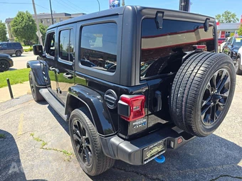 2023 Jeep Wrangler 4xe 4 Door Sahara - miniatura 2