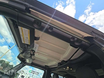 2023 Jeep Wrangler 4xe 4 Door Sahara - miniatura 8