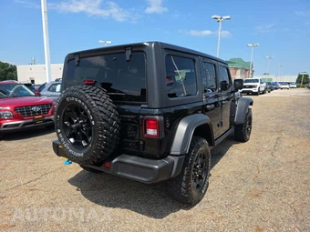 2023 Jeep Wrangler 4xe 4 Door Willys - miniatura 3