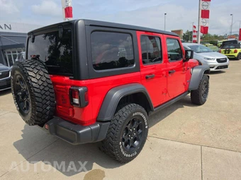 2023 Jeep Wrangler 4xe 4 Door Willys - miniatura 3