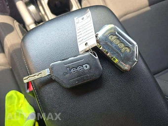 2023 Jeep Wrangler 4xe 4 Door Willys - miniatura 8