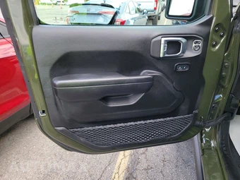 2023 Jeep Wrangler 4xe 4 Door Willys - miniatura 9