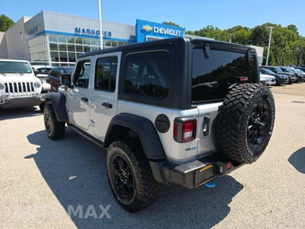 2023 Jeep Wrangler 4xe 4 Door Willys - miniatura 2