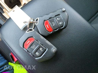 2023 Jeep Wrangler 4xe 4 Door Willys - miniatura 5