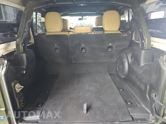 2023 Jeep Wrangler 4xe 4 Door Willys - miniatura 16