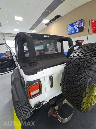 2023 Jeep Wrangler Rubicon - miniatura 13