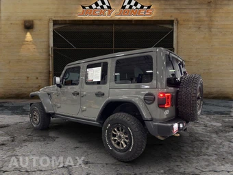 2023 Jeep Wrangler Rubicon 392 - miniatura 7