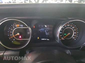 2023 Jeep Wrangler Rubicon 392 - miniatura 6