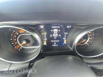 2023 Jeep Wrangler Rubicon 392 - miniatura 9