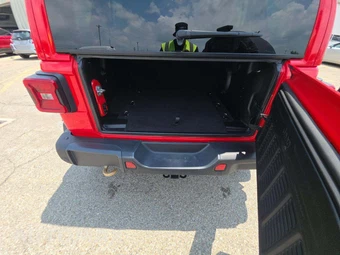 2023 Jeep Wrangler Rubicon 392 - miniatura 11
