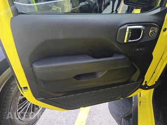2023 Jeep Wrangler Rubicon 392 - miniatura 9