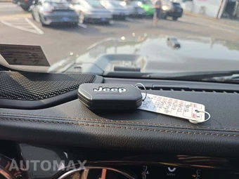 2023 Jeep Wrangler Rubicon 392 - miniatura 5