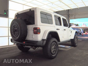 2023 Jeep Wrangler Rubicon 392 - miniatura 4