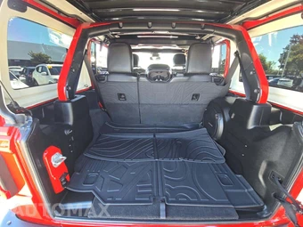 2023 Jeep Wrangler Rubicon 392 - miniatura 11