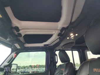 2023 Jeep Wrangler Rubicon 392 - miniatura 17